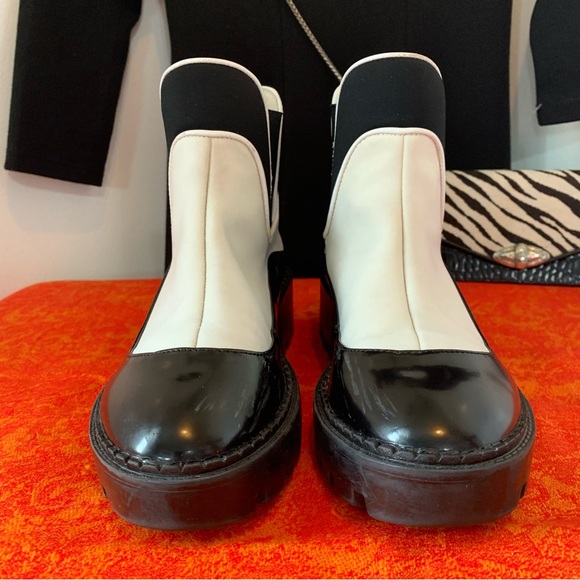 Zara Color Block Chelsea Boots - Picture 2 of 16